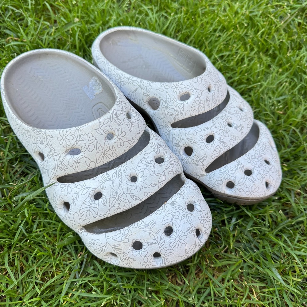 KEEN Yogui Arts Clog Unisex US M8-W10 White Hawaii Flowers Slip On Comfort Shoes